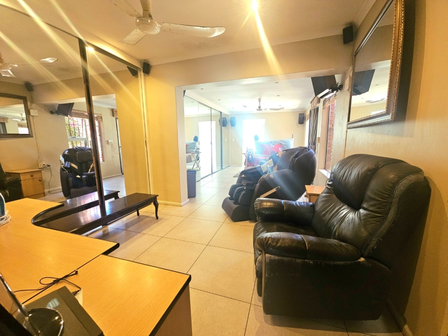 3 Bedroom Property for Sale in Colorado Park Western Cape